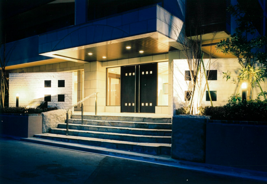 レクセル常盤平エントランス夜景